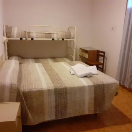 Hotel Rossini Римини Екстериор снимка